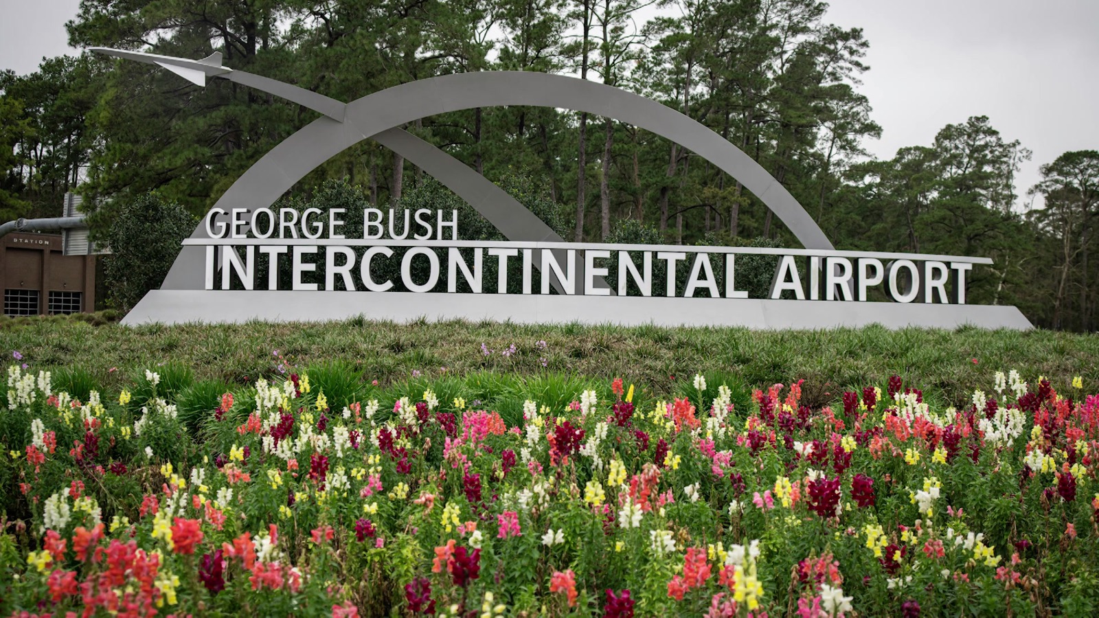 George Bush Intercontinental Airport entrance sign